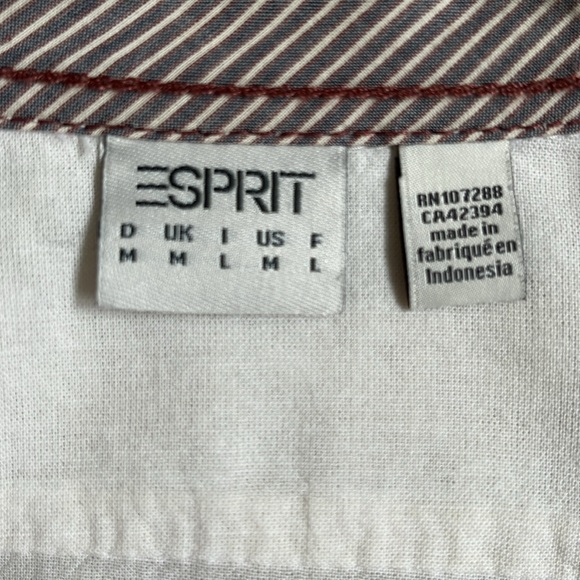 Esprit tunic blouse in ecru. Sleeves adjustable. Contrast detail. Size US M - Picture 7 of 12